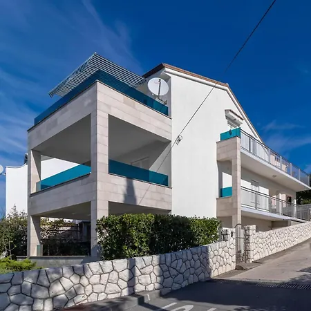 Appartement 2 Bedroom Awesome In