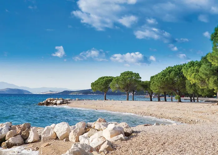 2 Bedroom Lovely In Διαμέρισμα *